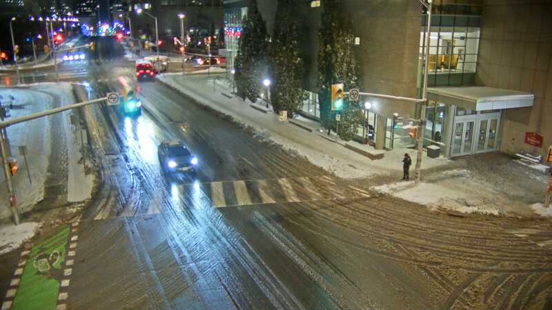 Laurier Ave. & Transitway